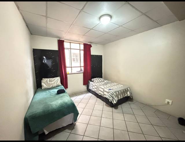 2 BEDROOM APARTMENT FOR SALE IN DURBAN CENTRAL